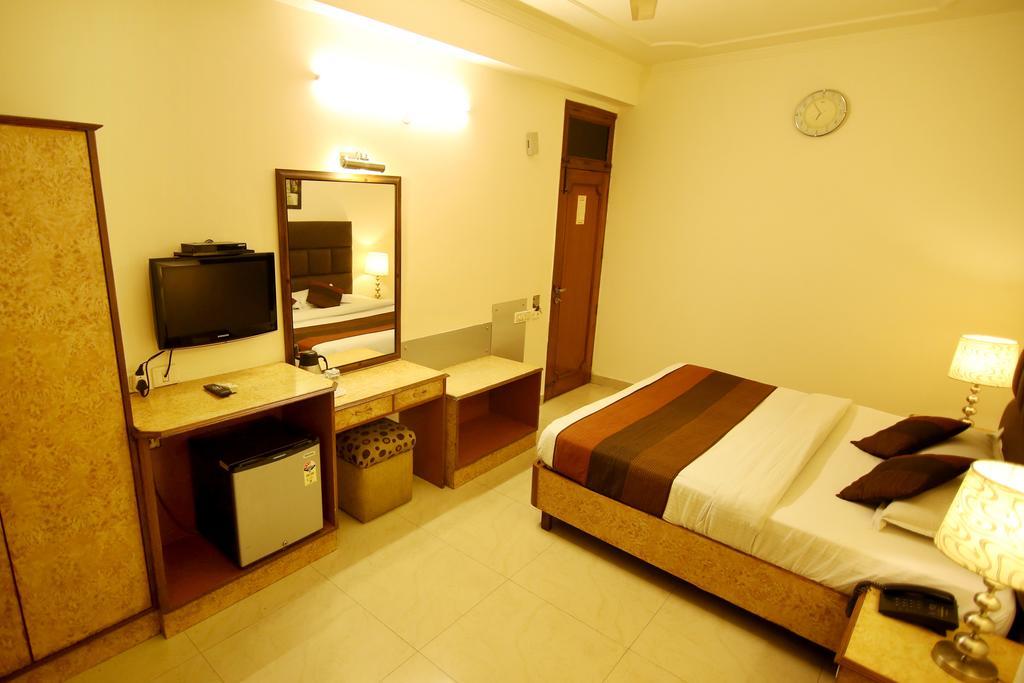 Hotel Parkway Deluxe New Delhi Ngoại thất bức ảnh