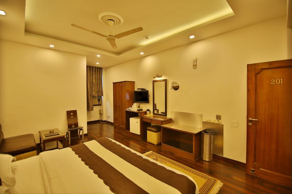 Hotel Parkway Deluxe New Delhi Ngoại thất bức ảnh