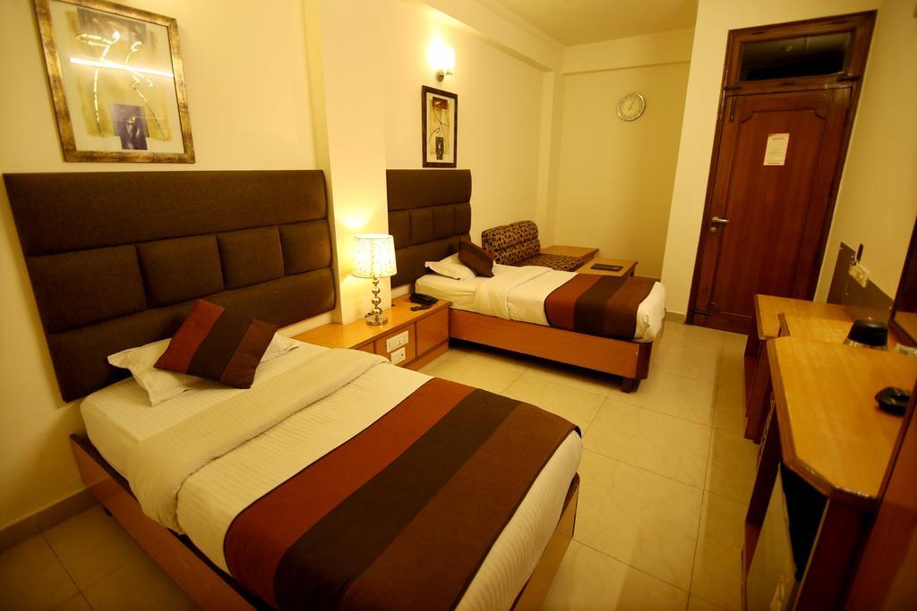 Hotel Parkway Deluxe New Delhi Ngoại thất bức ảnh