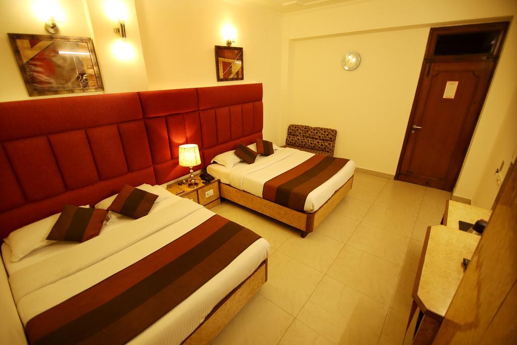 Hotel Parkway Deluxe New Delhi Ngoại thất bức ảnh