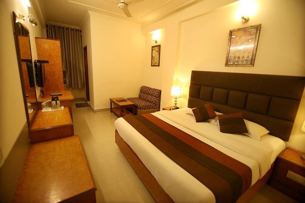 Hotel Parkway Deluxe New Delhi Ngoại thất bức ảnh