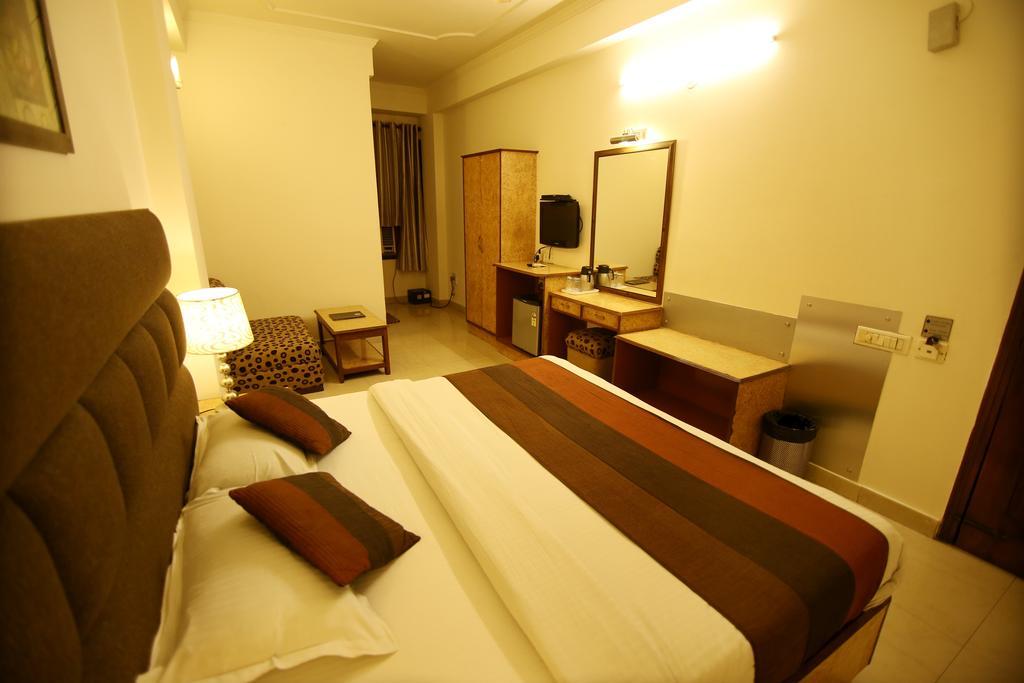 Hotel Parkway Deluxe New Delhi Ngoại thất bức ảnh