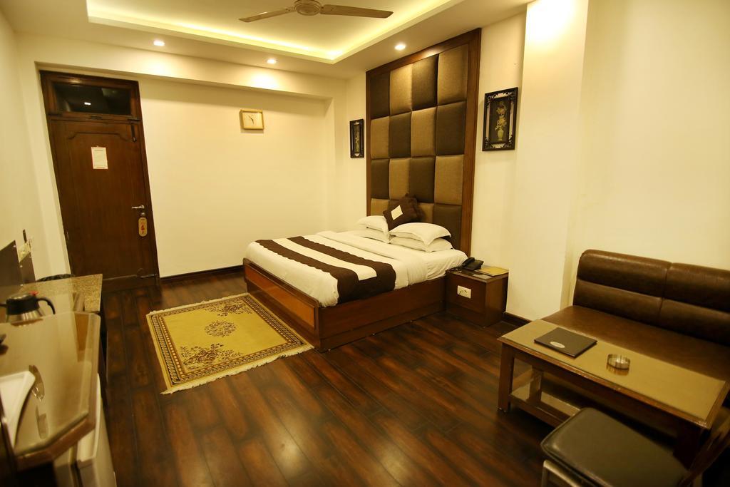 Hotel Parkway Deluxe New Delhi Ngoại thất bức ảnh