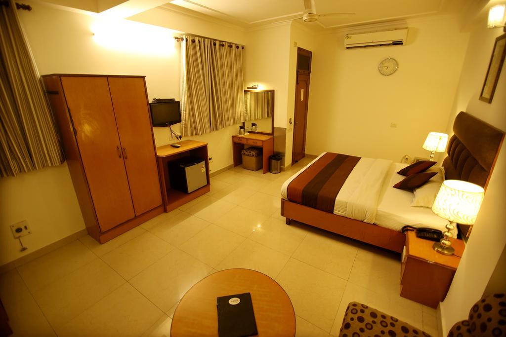 Hotel Parkway Deluxe New Delhi Ngoại thất bức ảnh
