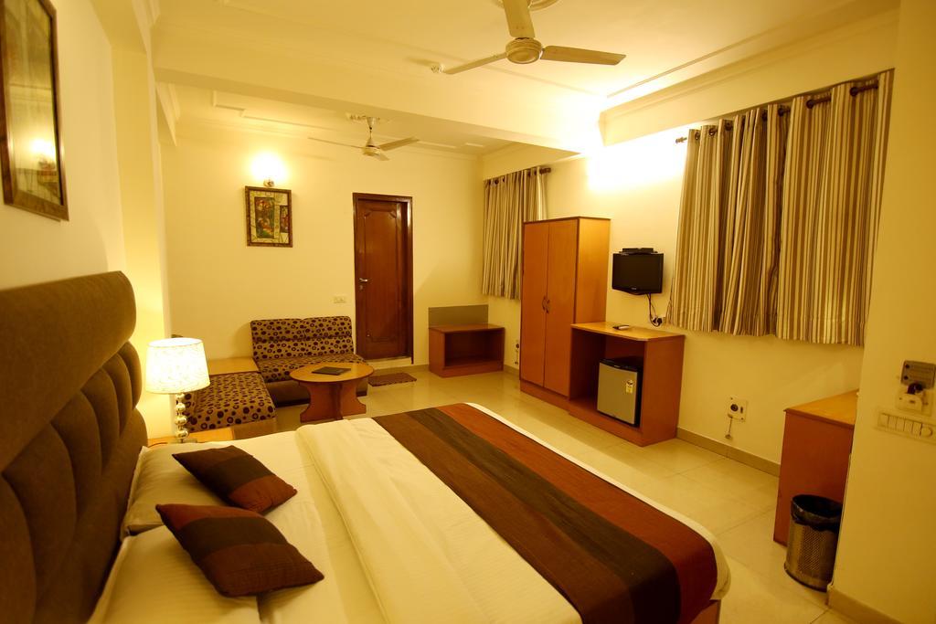 Hotel Parkway Deluxe New Delhi Ngoại thất bức ảnh